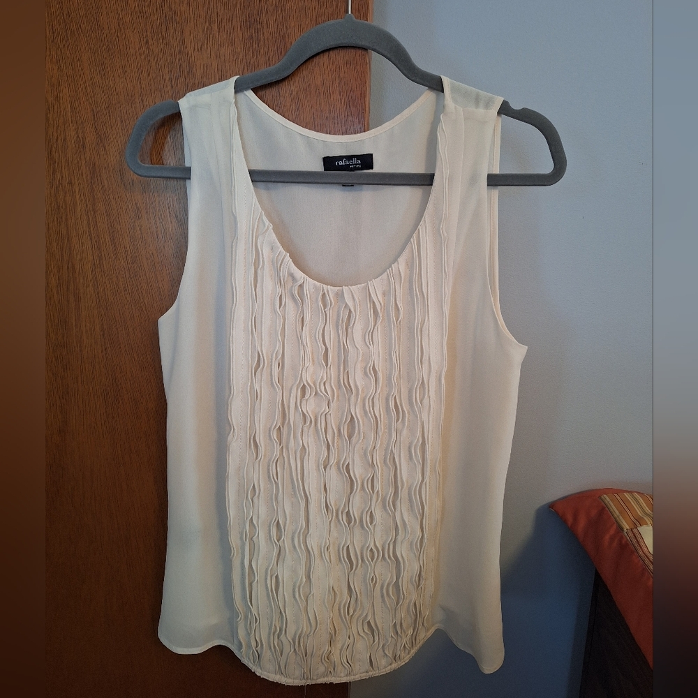 Final Price* Rafaella Women Ivory Sleeveless Lined Textured Blouse Size L Petite